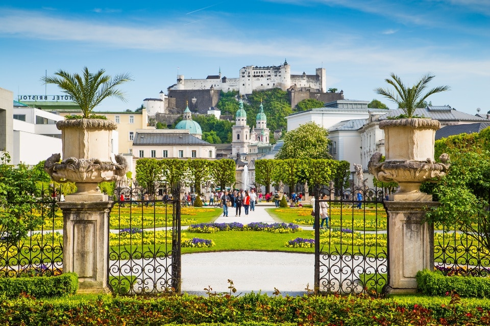Mirabellengarten mit Blick auf die Festung Hohensalzburg