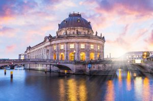 Museumsinsel Berlin mit dem Bode-Museum