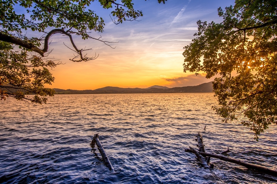 Laacher See, Eifel mit Ahrtal und Aachen