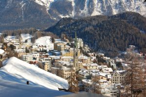 St. Moritz, Schweiz. Wintersportorte
