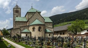 Stift Innichen, Südtirol