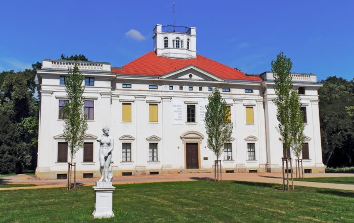 Dessauer Schloss Georgium, Gartenreich Dessau-Wörlitz, Mulderadweg