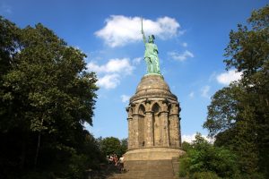 Hermannsdenkmal im Teutoburger Wald - Hermannsweg
