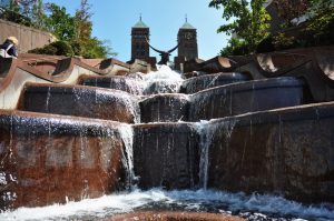Schlossbrunnen Pirmasens - Pfälzer Waldpfad