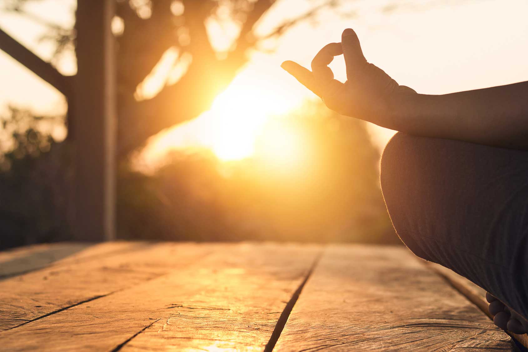 Meditation im Sonnenuntergang Meditation im Sonnenuntergang