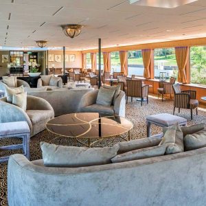 River Bär, Lounge