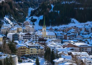 Blick auf Ischgl - Wintersportorte