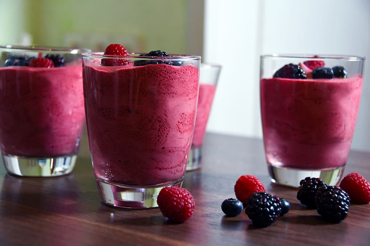 Brombeer-Mousse