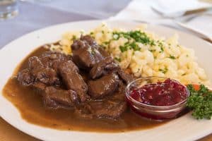 Hirschgulasch