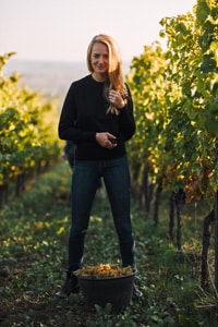 Juliane Eller, Porträt