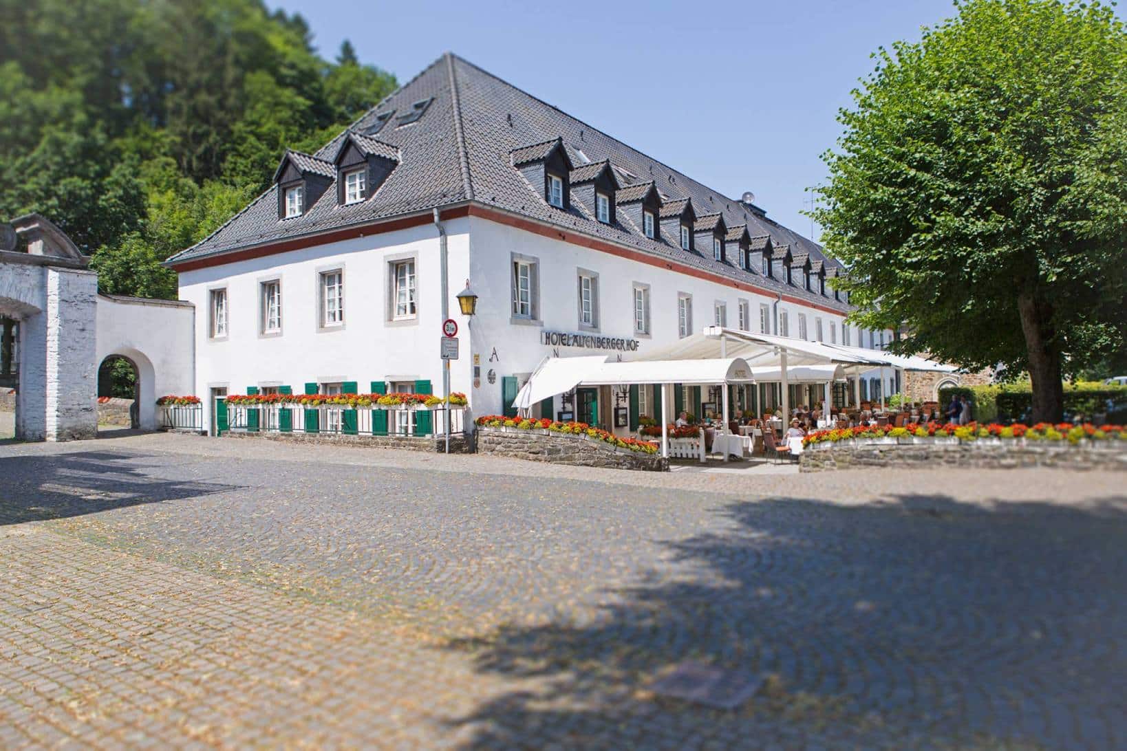 Hotel Altenberger Hof Außenansicht