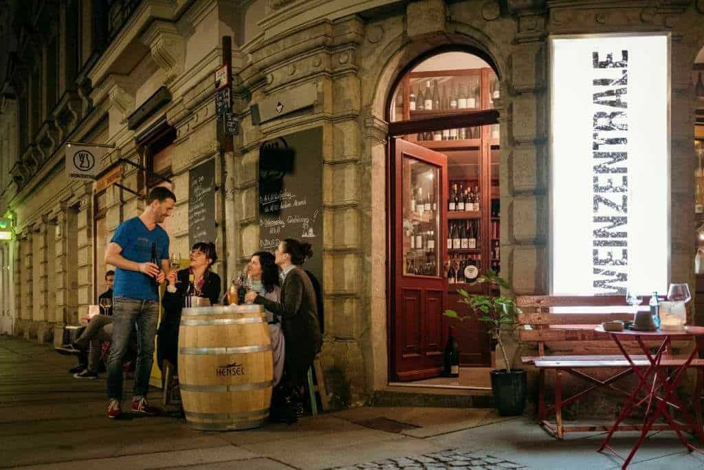 Weinzentrale außen