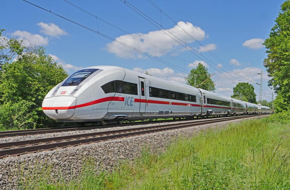 Deutsche Bahn_ICE_®PIXABAY