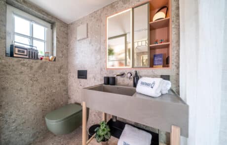 Trafo-Haus, Bad Trafo-Haus, Bad