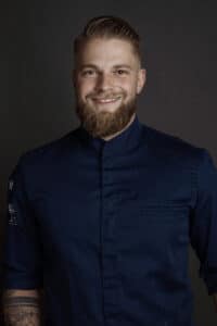 Kevin Gideon, Porträt