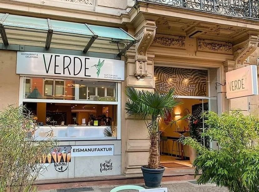 Verde außen