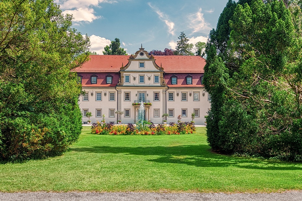 Außenansicht Wald & Schlosshotel Friedrichsruhe