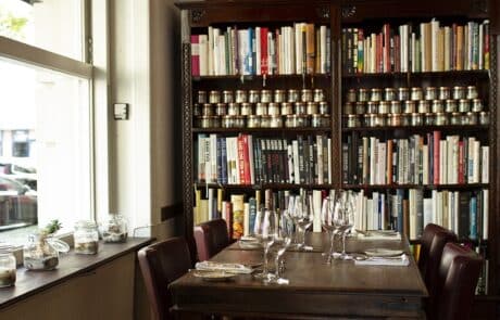 Kitchen Library innen