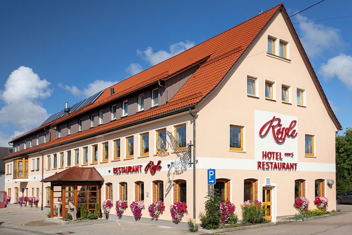 Hotel Rössle Böhmenkirch, außen