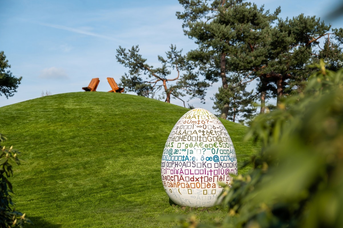 Riesenostereier in der Auotstadt Wolfsburg