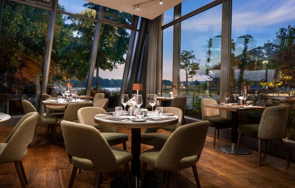 Restaurant Bellpepper Restaurant Bellpepper am Abend im Hyatt Regency Mainz